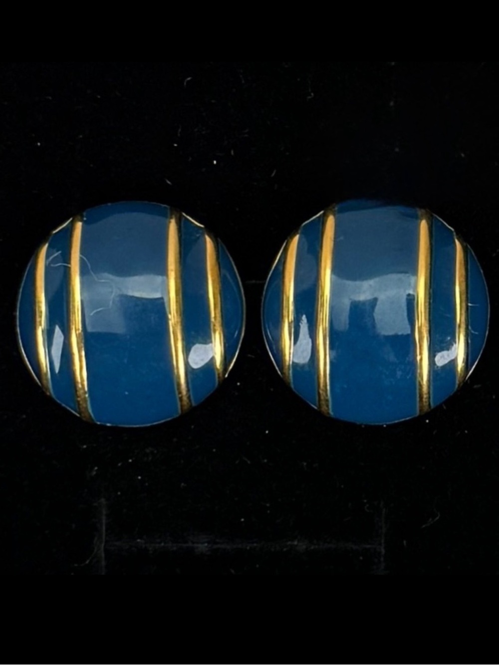 Pretty vintage, goldtone and blue weighted pierced earrings